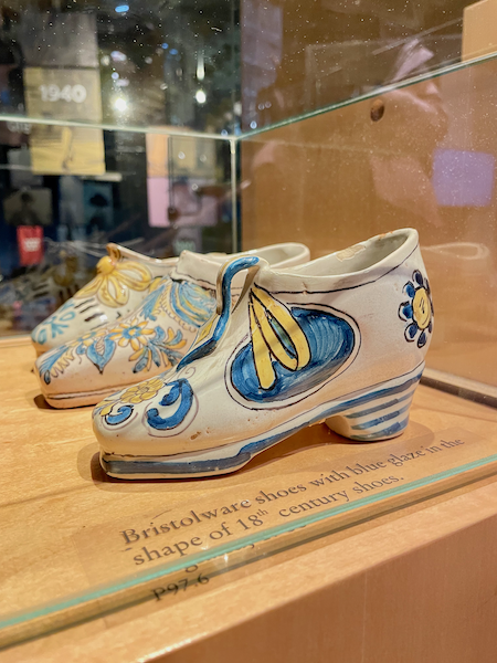 Bata Shoe Museum – музей обуви